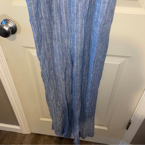 Romeo + Juliet Couture womens medium blue romper 3 button. - Picture 3 of 9